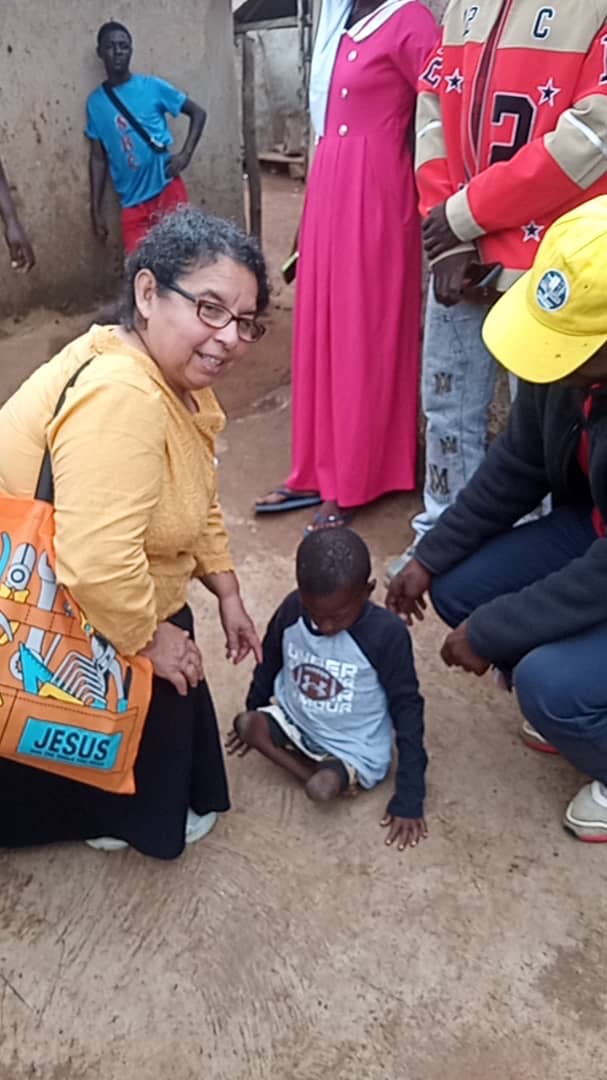 Smiling kids at Dorcas event