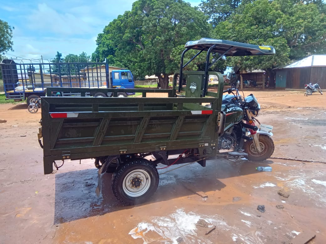 Smiling kids at Dorcas event